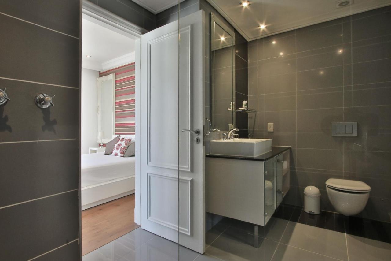 Cape Royale 1 Bedroom Luxury Apartments With Mountain View Cape Town Ngoại thất bức ảnh